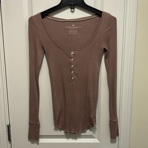American Eagle Longsleeve